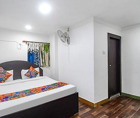 Stay Kiya Royal Oak Kolkata Bagian luar foto