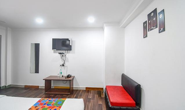 Stay Kiya Royal Oak Kolkata Bagian luar foto
