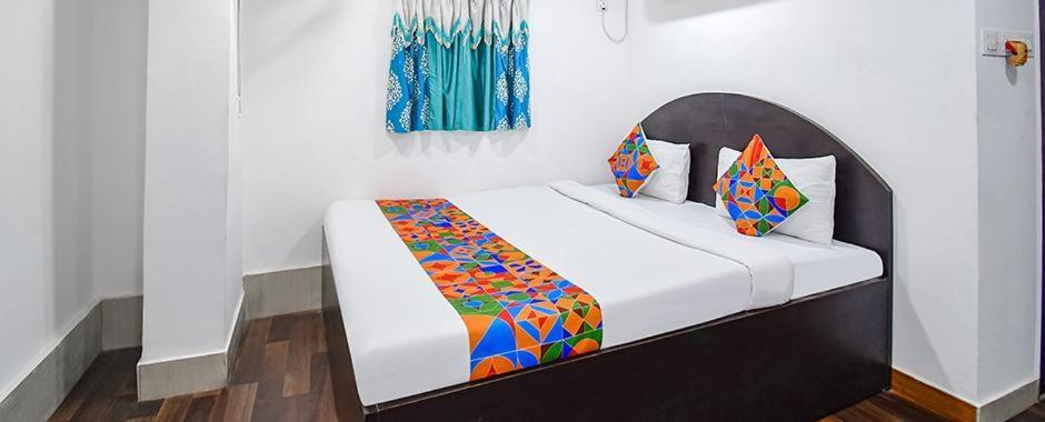 Stay Kiya Royal Oak Kolkata Bagian luar foto