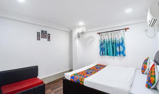Stay Kiya Royal Oak Kolkata Bagian luar foto